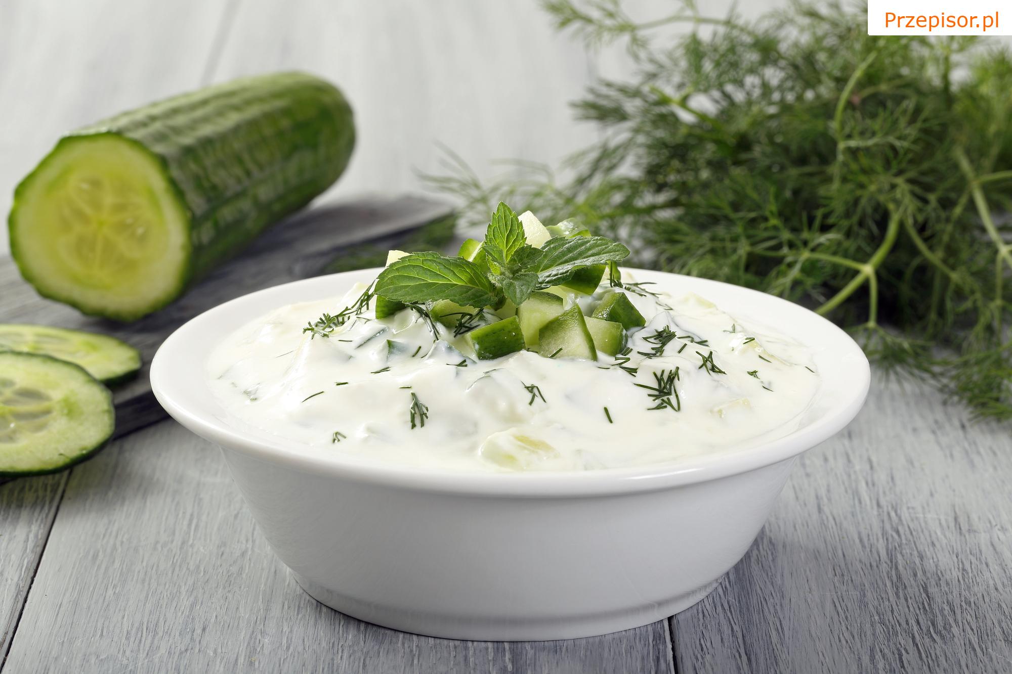Cukiniowe tzatziki