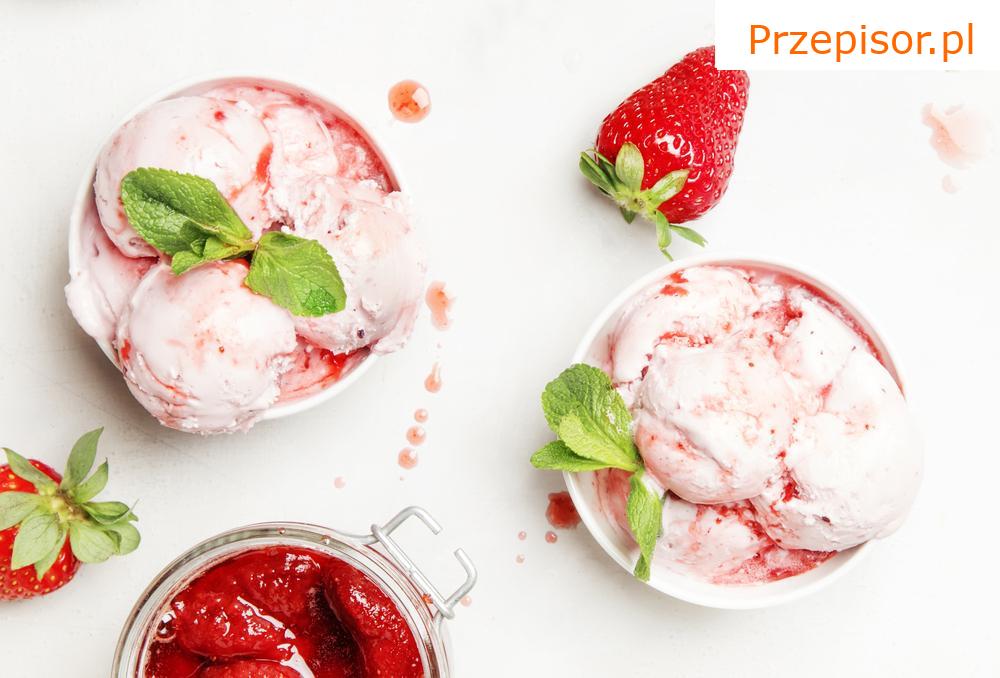 Domowa lody truskawkowe