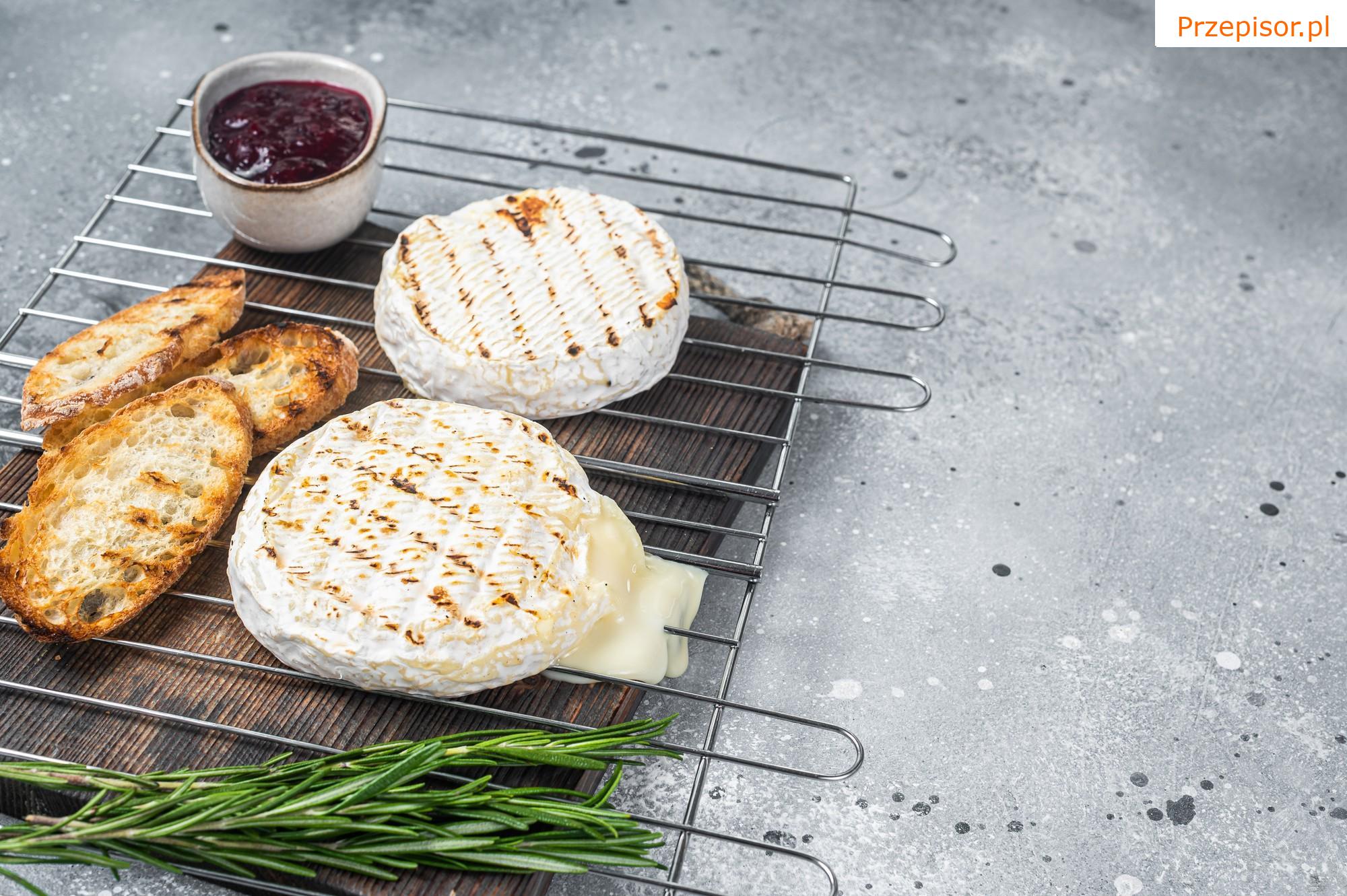 Grillowana camembert