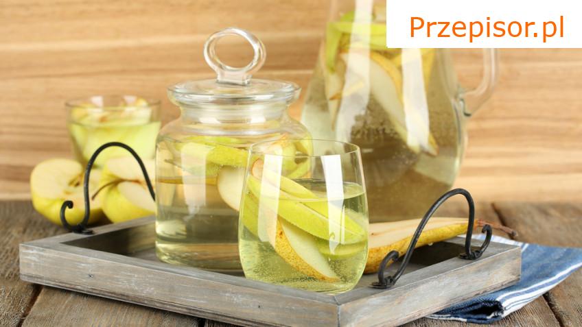 Jabłkowe rogaliki pieczone w lemoniadzie