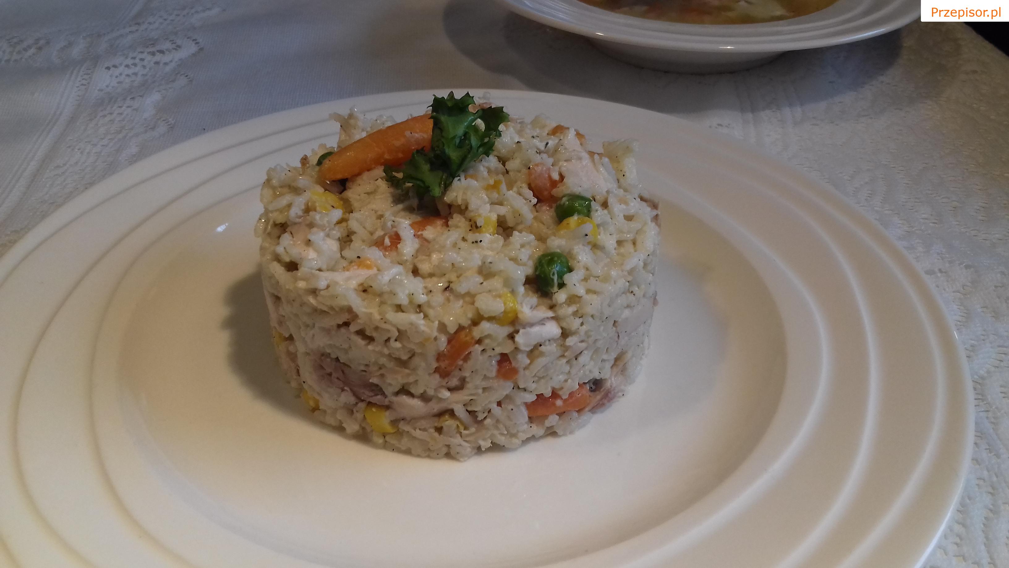 Kurczakowe risotto z warzywami i pieczarkami