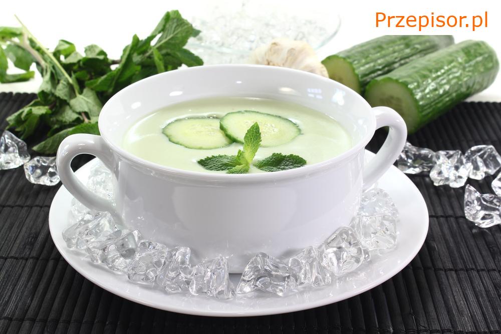 Letnie, orzeźwiające gazpacho ogórkowe