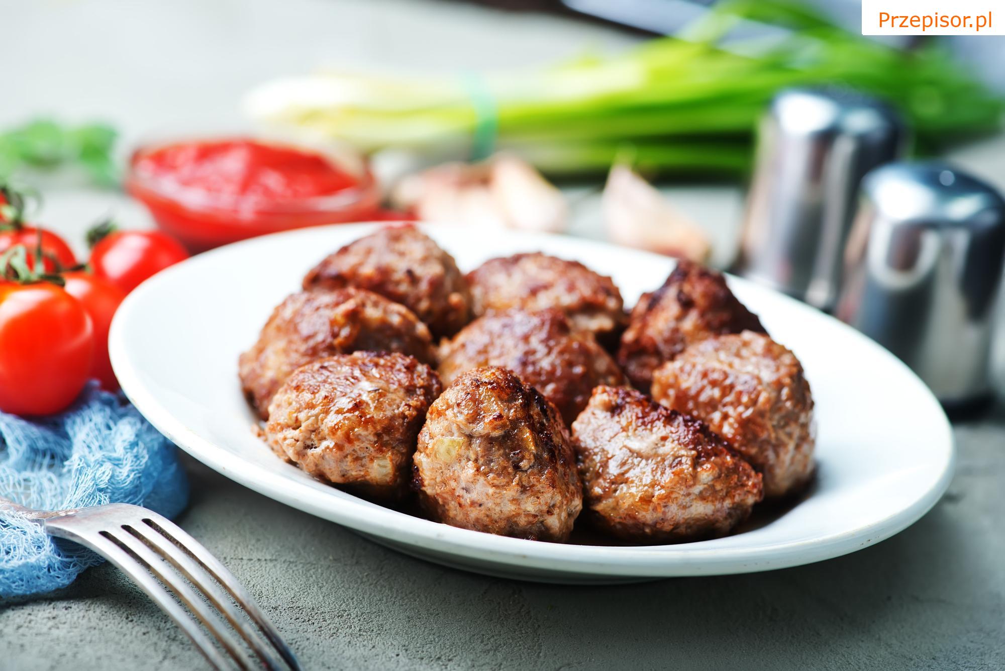 Mięsne kulki w ryżu