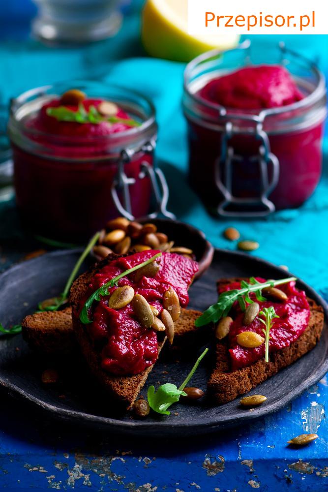 Pasta z buraków czerwonych z chrzanem