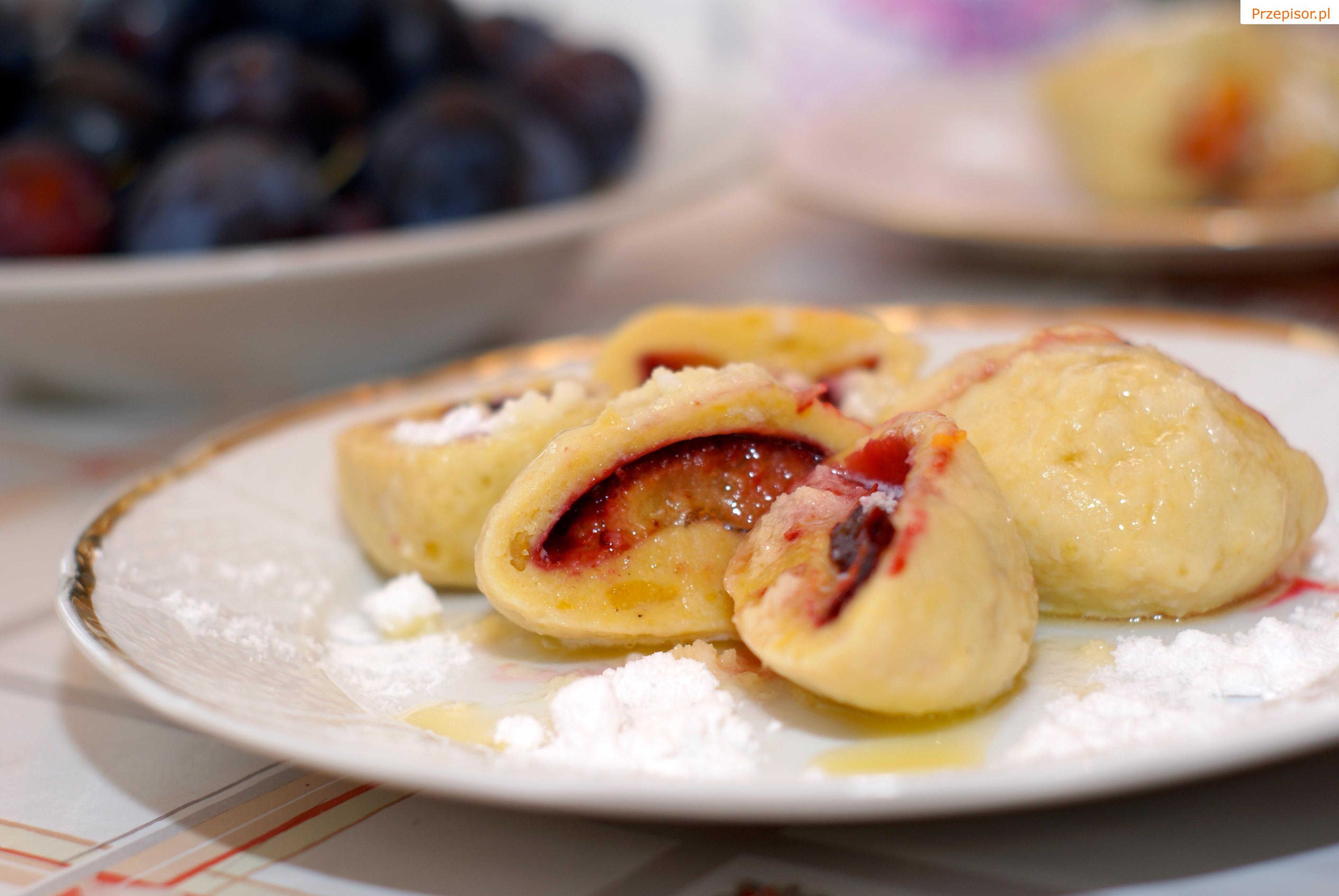 Pierogi owocowe z ziemniaków
