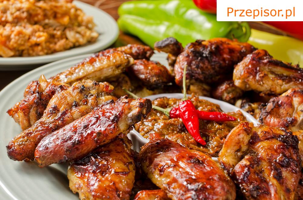 Pikantne kurczaki skrzydełka (hot chicken wings)