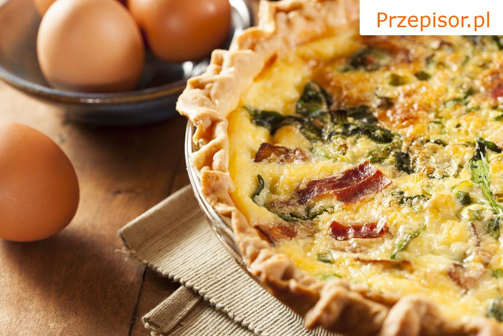 Serowo-boczkowy quiche