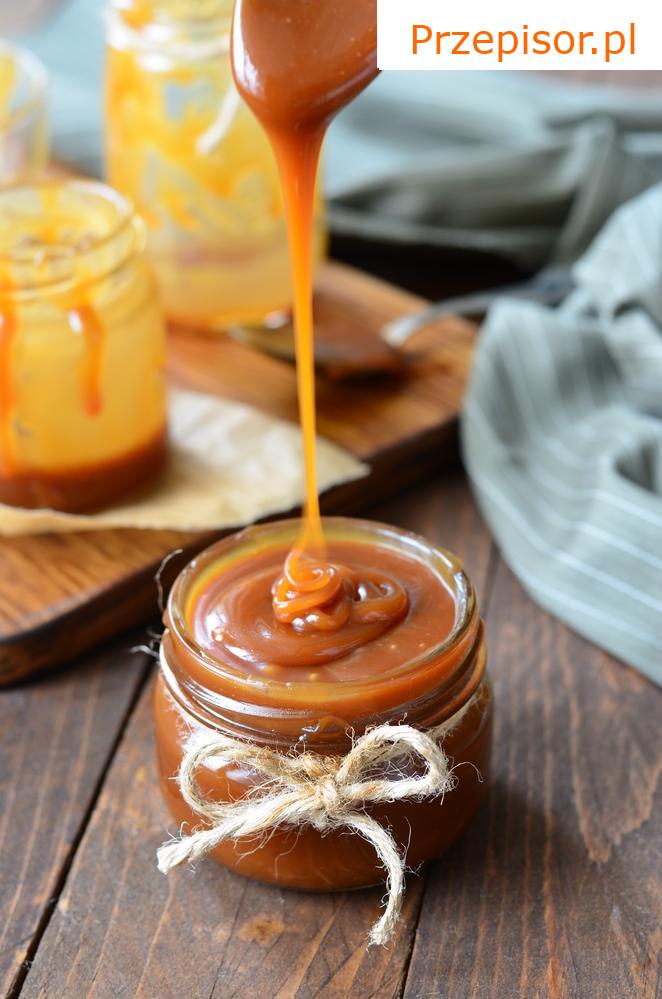 Sos koperkowy z karmelowym podkładem