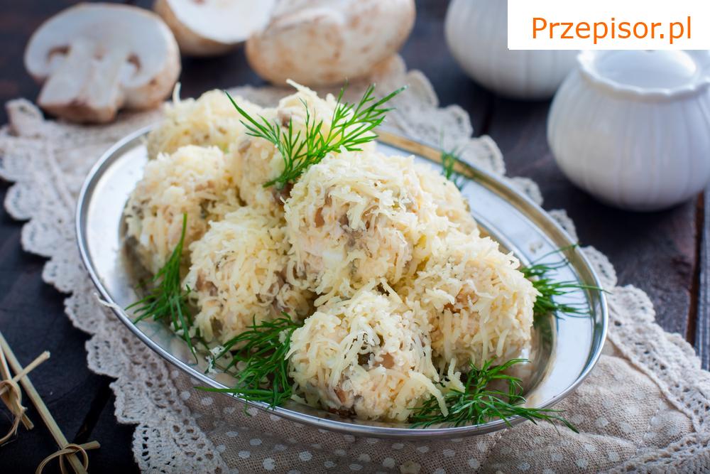 Zupa z kluskami grzybowymi