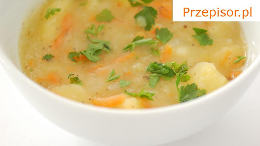 Zupa ziemniaczana z jajkami i kiełbasą